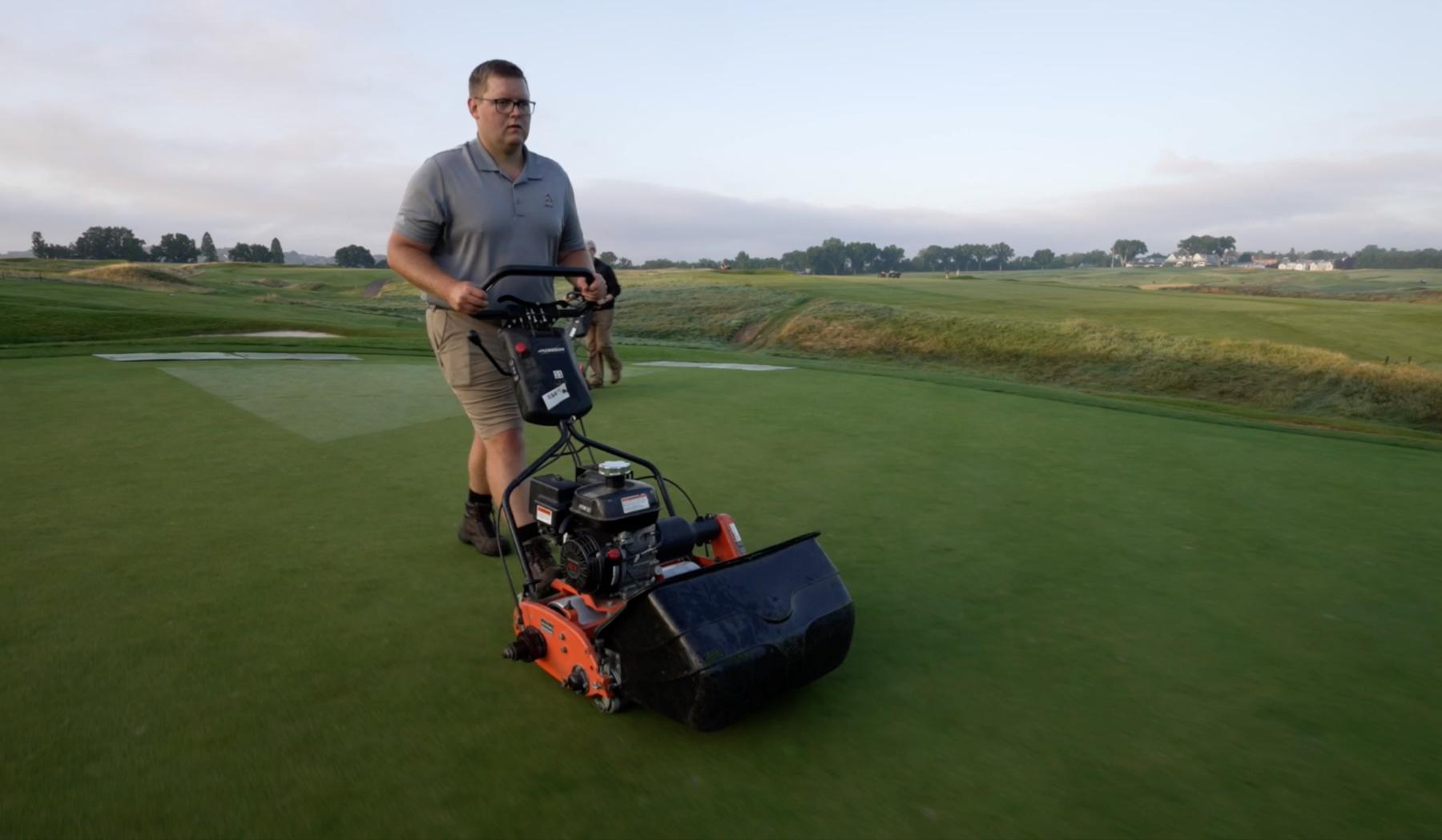 PGM22 | Golf | Jacobsen PGM22 | Golf | Jacobsen